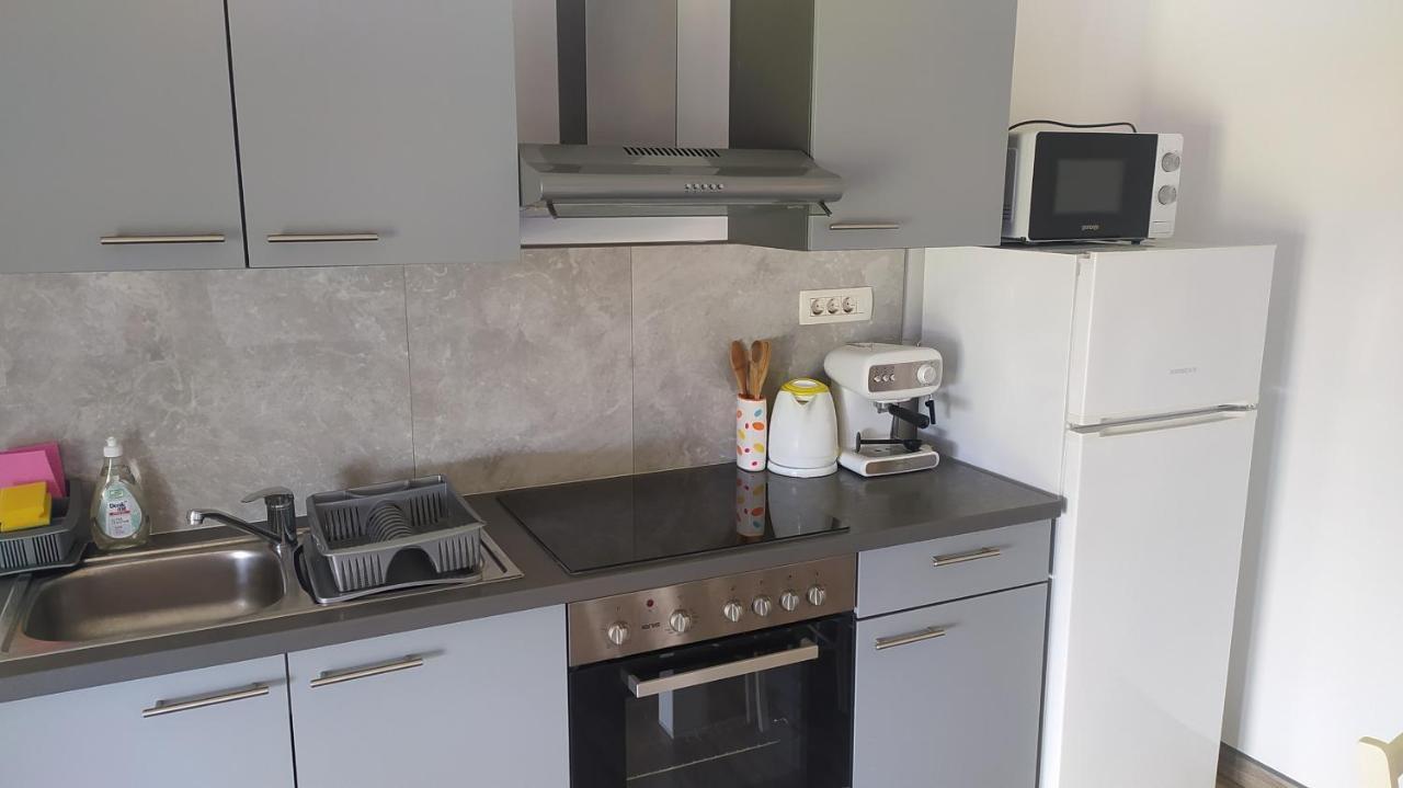 Apartman Greta Sukošan Dış mekan fotoğraf